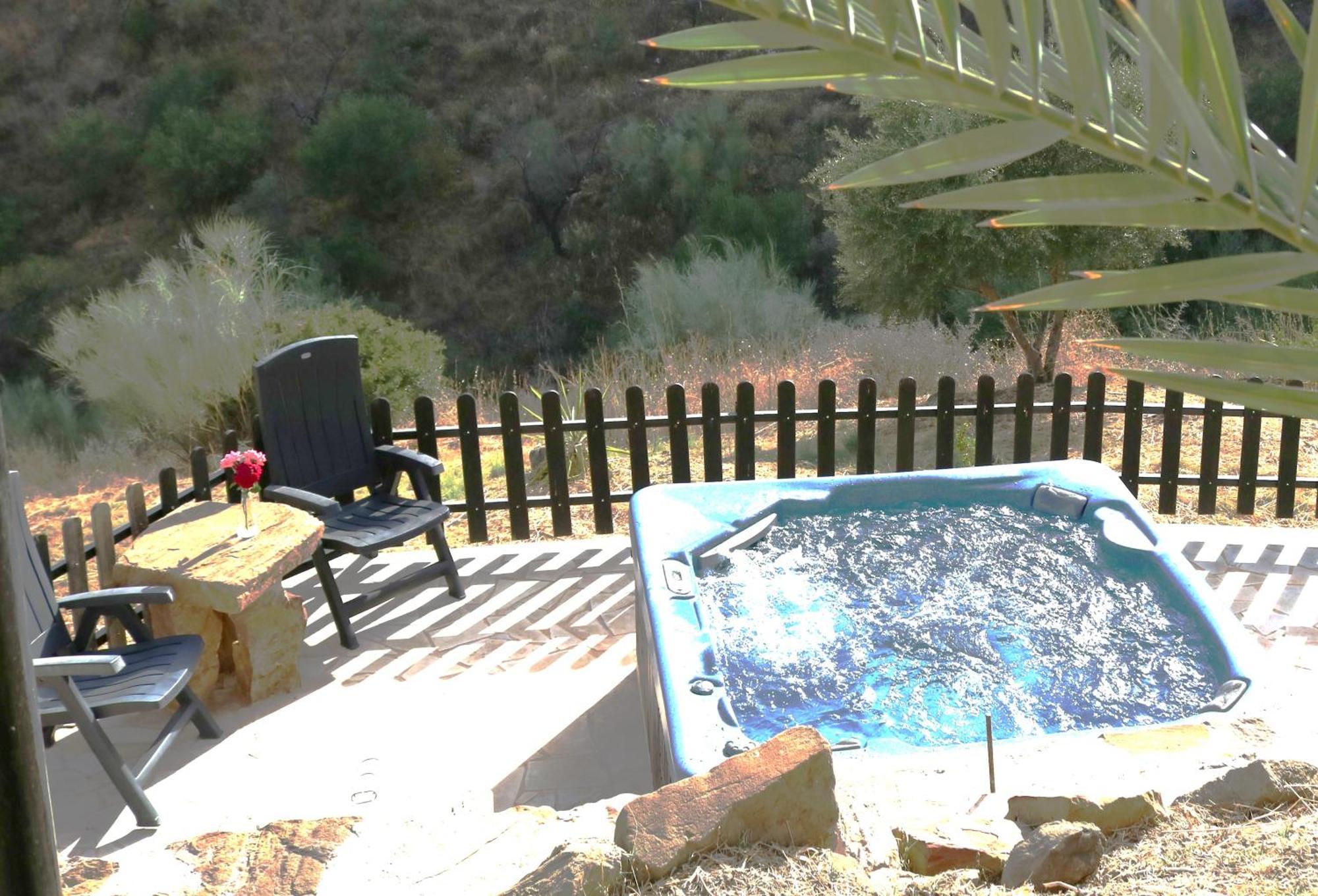 Private Detached Chalet With Own Jacuzzi Mi Dushi Tolox Ngoại thất bức ảnh